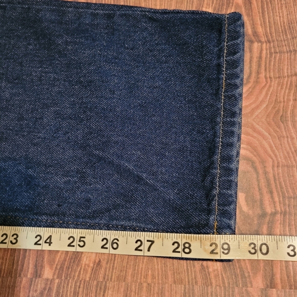 Mens classic fit Lands End jeans, size 37/30. Heavy demin. - Picture 6 of 9